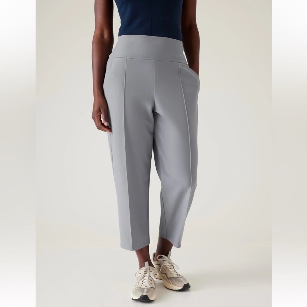 Athleta NWT Stellar Wide Leg Crop 10 Tall